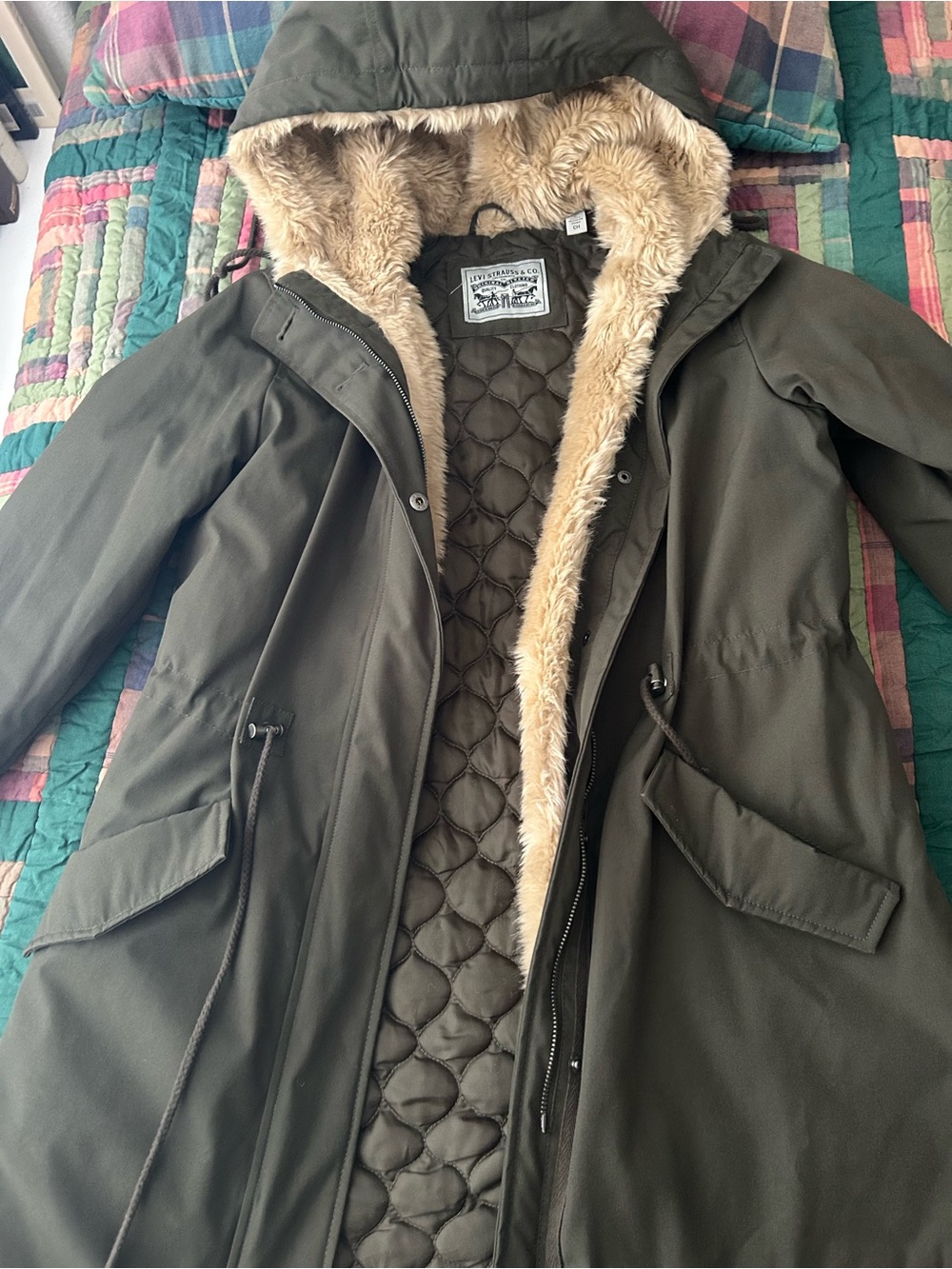 Levi’s Faux-Fur Lined Hooded Parka Jacket - Olive